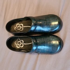 Sanita shoes